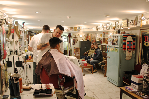 Barbería Crows-Nest-Barbershop